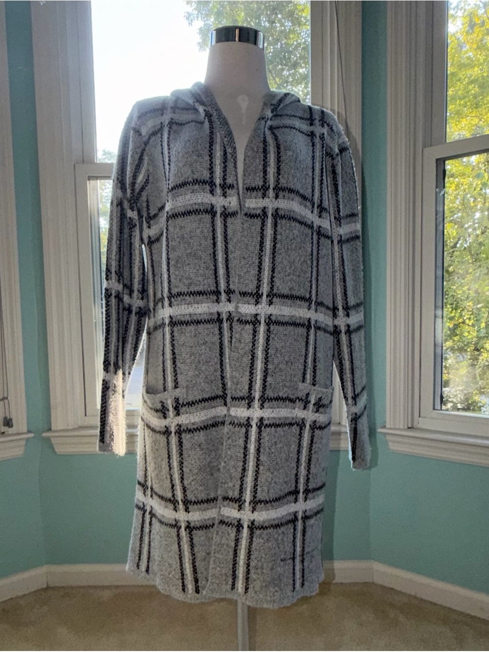 Fortune + Ivy Gray Plaid Long Sleeve Open Front Hooded Cardigan - XL - EUC